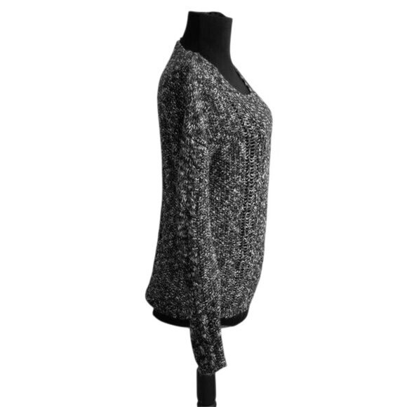 Mudd Size M Juniors Sweater Black White Marbled Knit Hi-Lo Open Weave - Picture 6 of 11